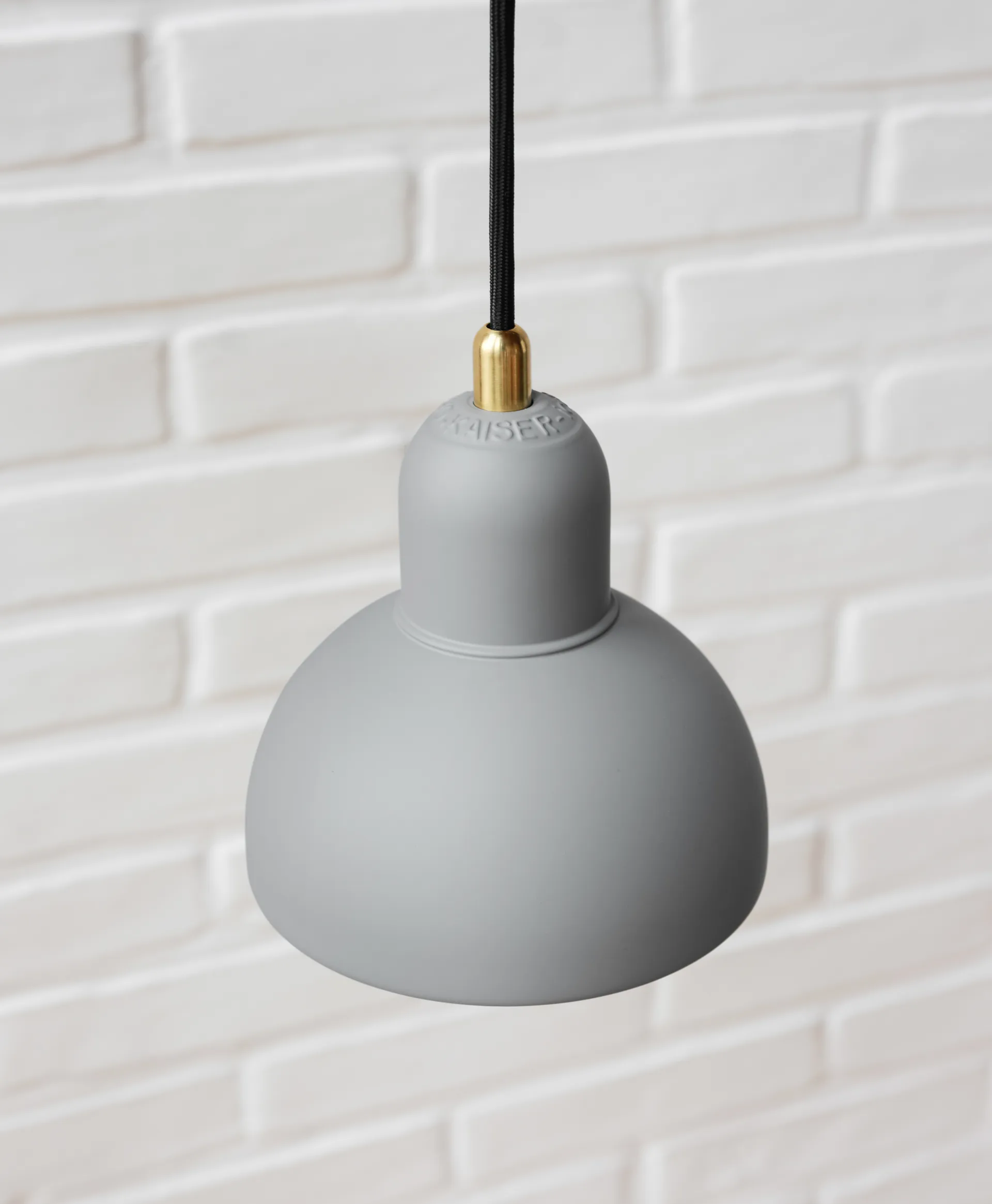 Lámpara colgante Kaiser Idell 6722-P, Easy Grey Fritz Hansen