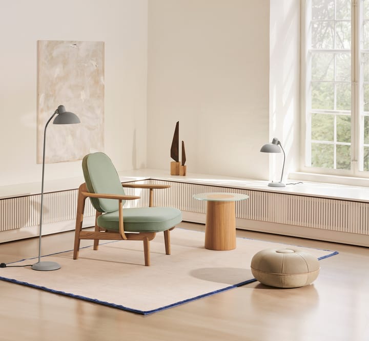 Lámpara de mesa Kaiser Idell 6556-T, Easy Grey Fritz Hansen