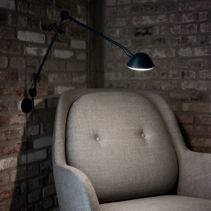 Lámpara de pared AQ01, Negro Fritz Hansen