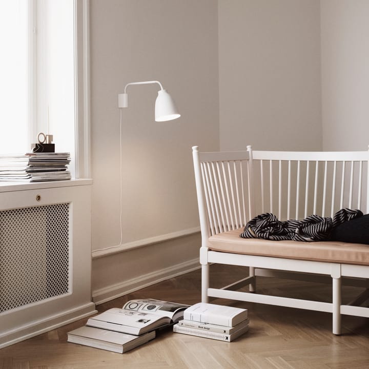 Lámpara de pared Caravaggio Read, White Fritz Hansen
