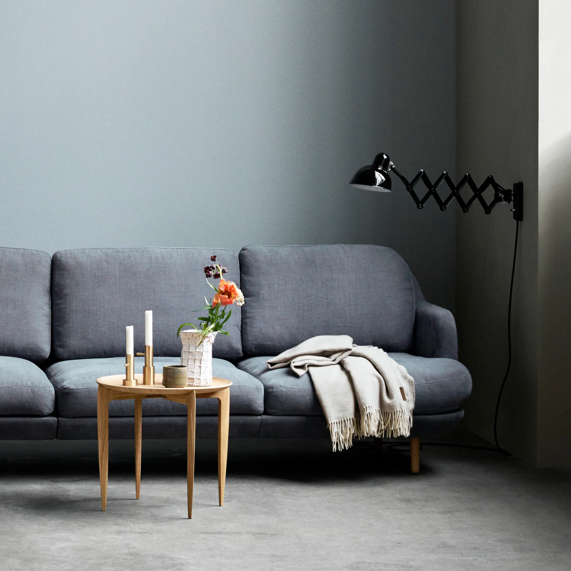 Lámpara de pared Kaiser Idell 6718-W, Black Fritz Hansen