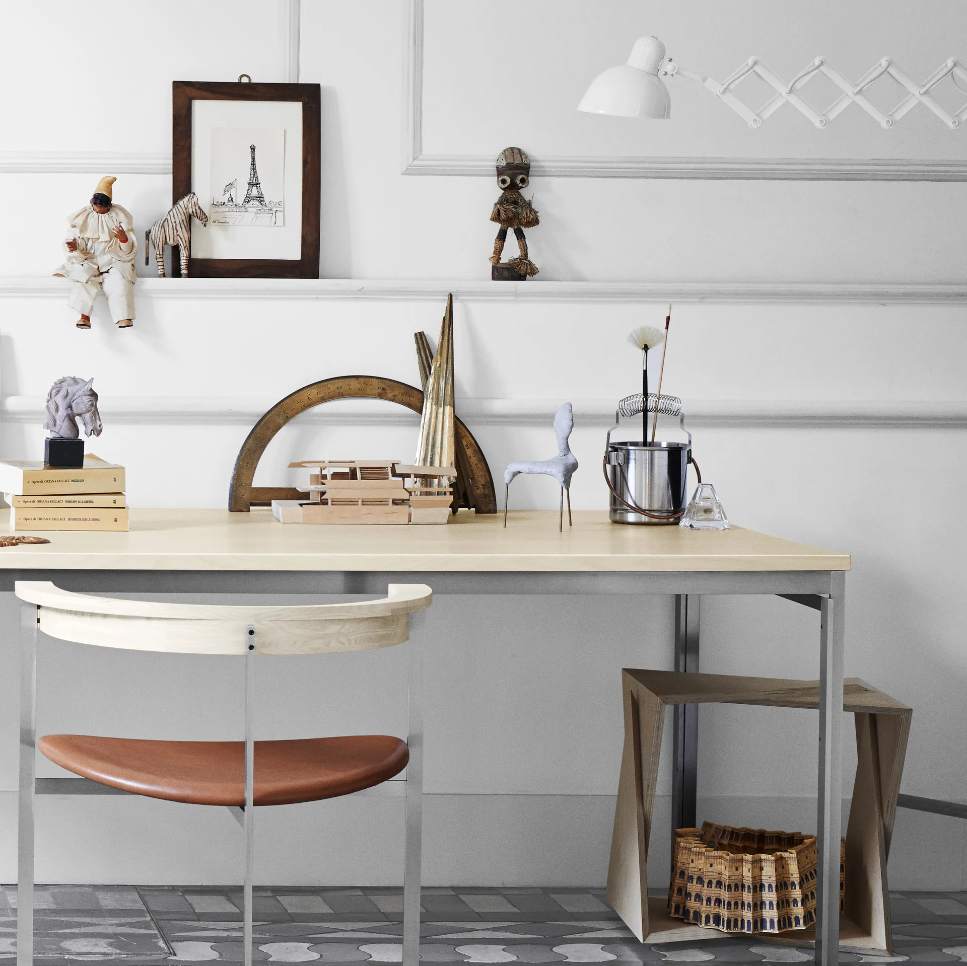 Lámpara de pared Kaiser Idell 6718-W, White Fritz Hansen