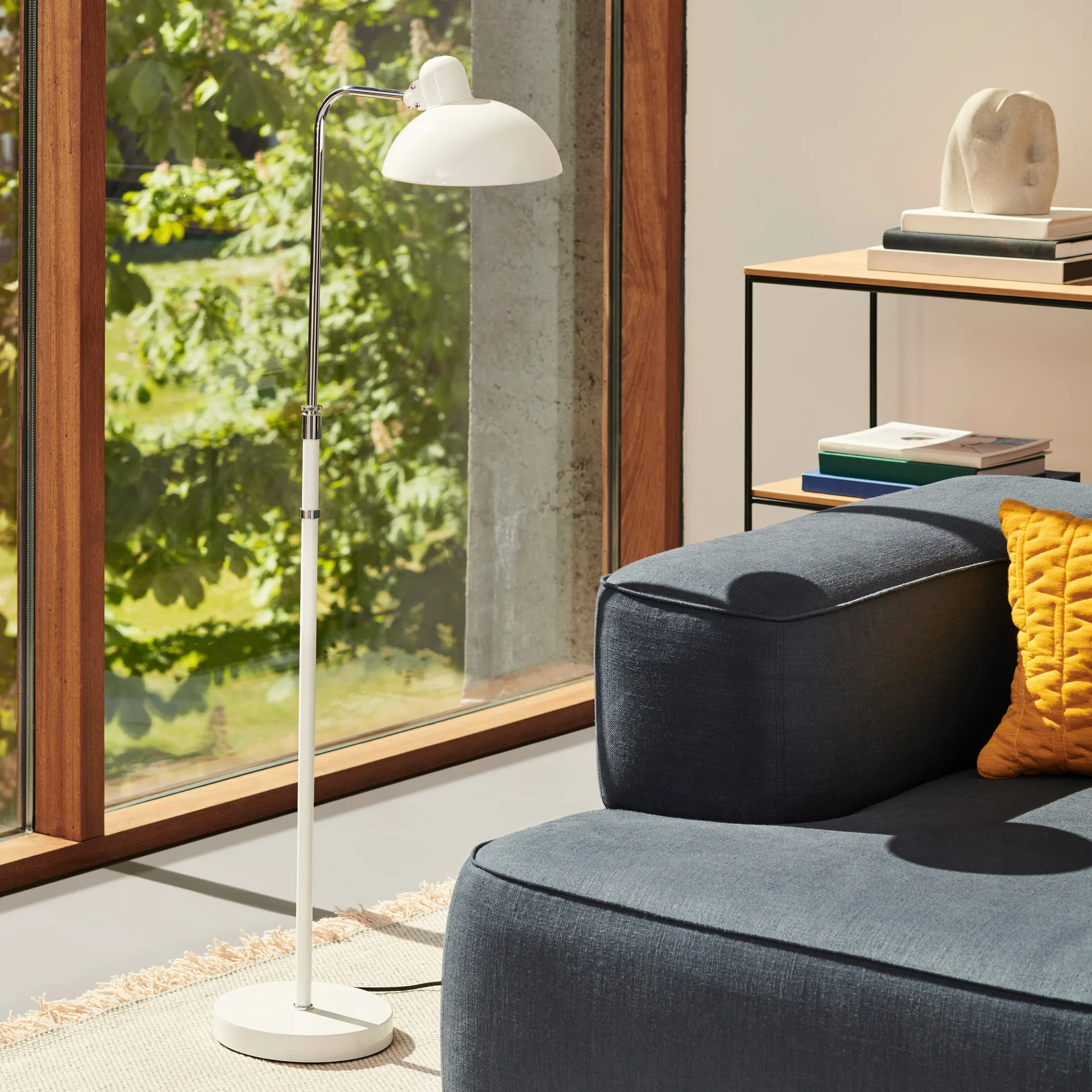 Lámpara de pie Kaiser Idell 6580-f Luxus, White Fritz Hansen