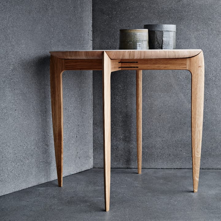 Mesa con bandeja Foldable Ø 45 cm, Roble Fritz Hansen