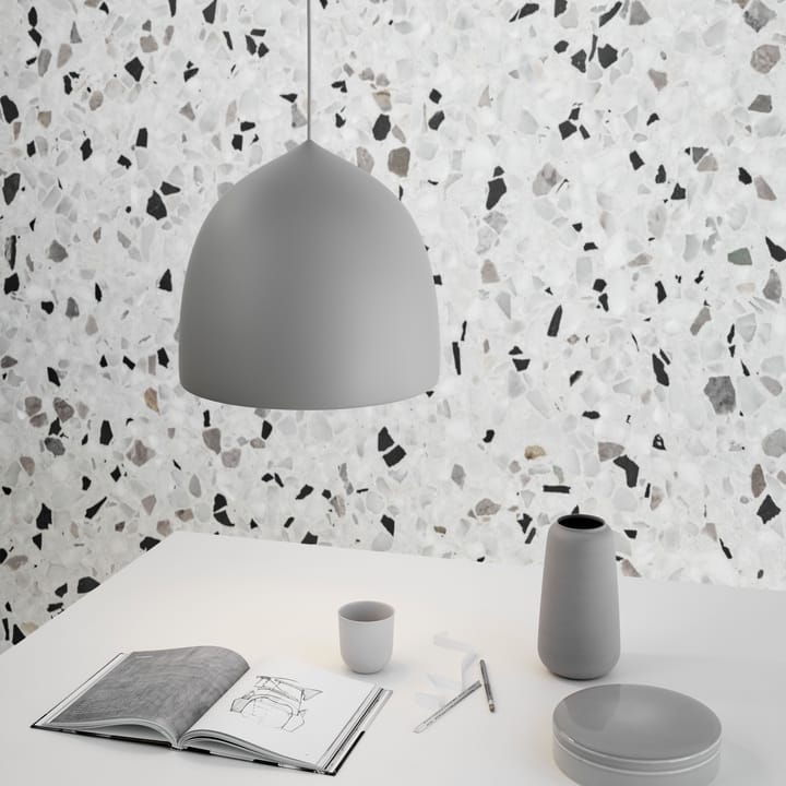 Péndulo Suspence P1, Gris claro Fritz Hansen