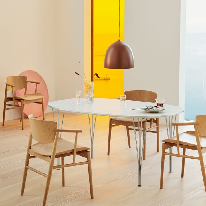 Péndulo Suspence P1.5, Powder burgundy Fritz Hansen