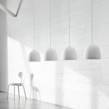 Péndulo Suspence P2 - White - Fritz Hansen