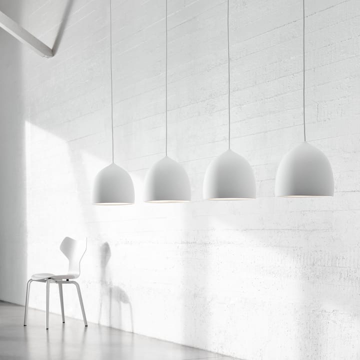 Péndulo Suspence P2, White Fritz Hansen