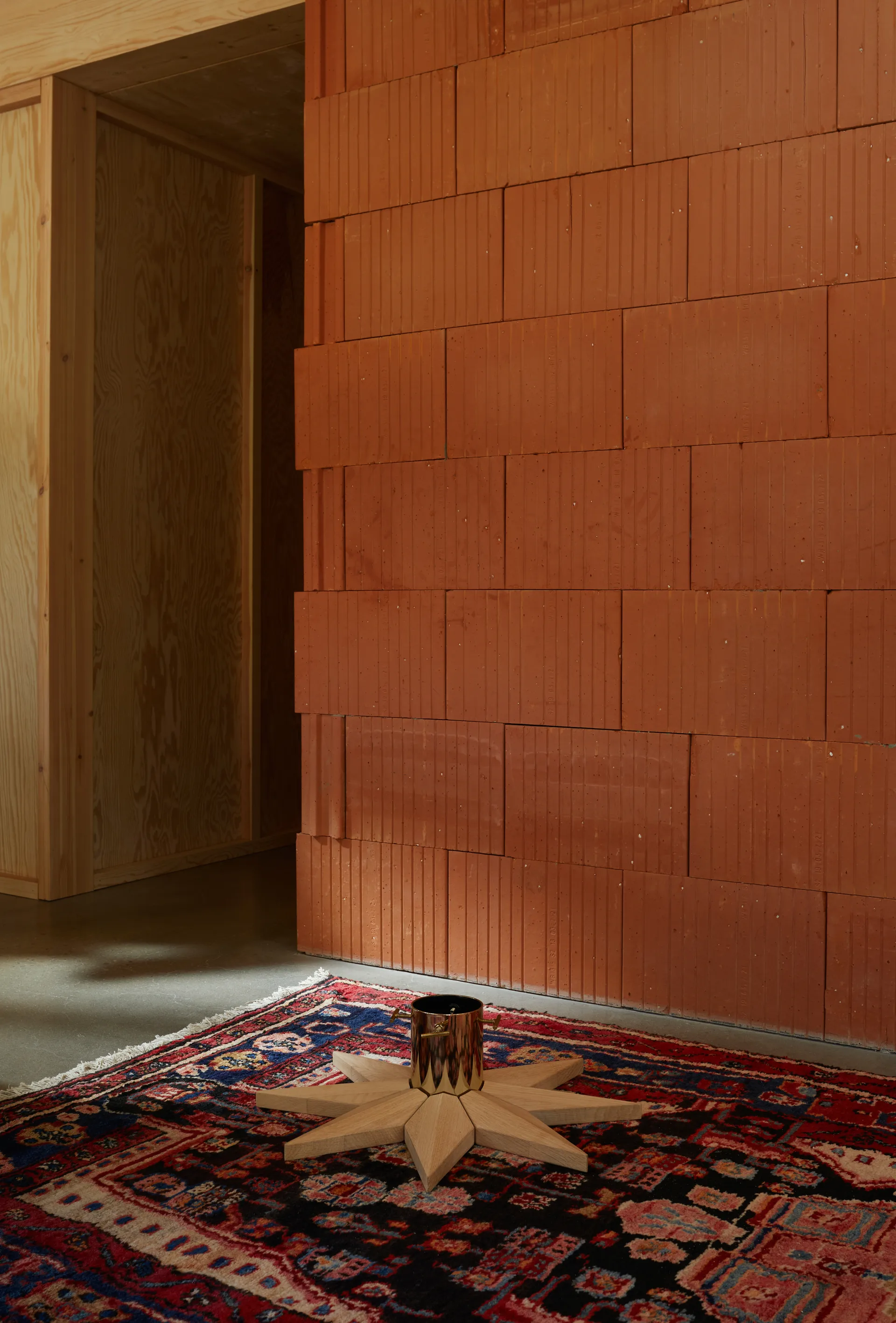 Pie para árbol de navidad Stella Ø50,5 cm, roble Fritz Hansen