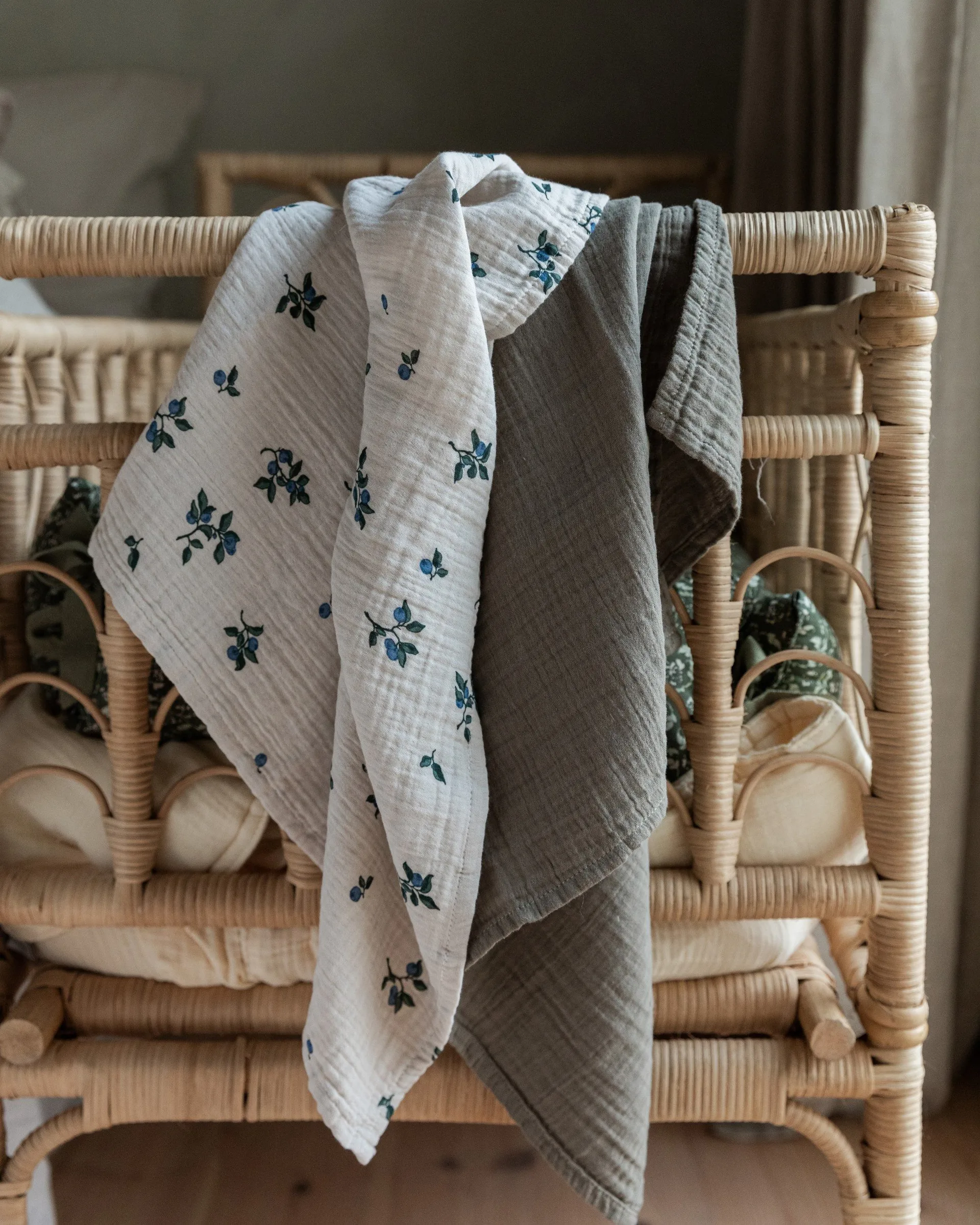 2 mantas pequeñas Blueberry Muslin, 60x60 cm Garbo&Friends