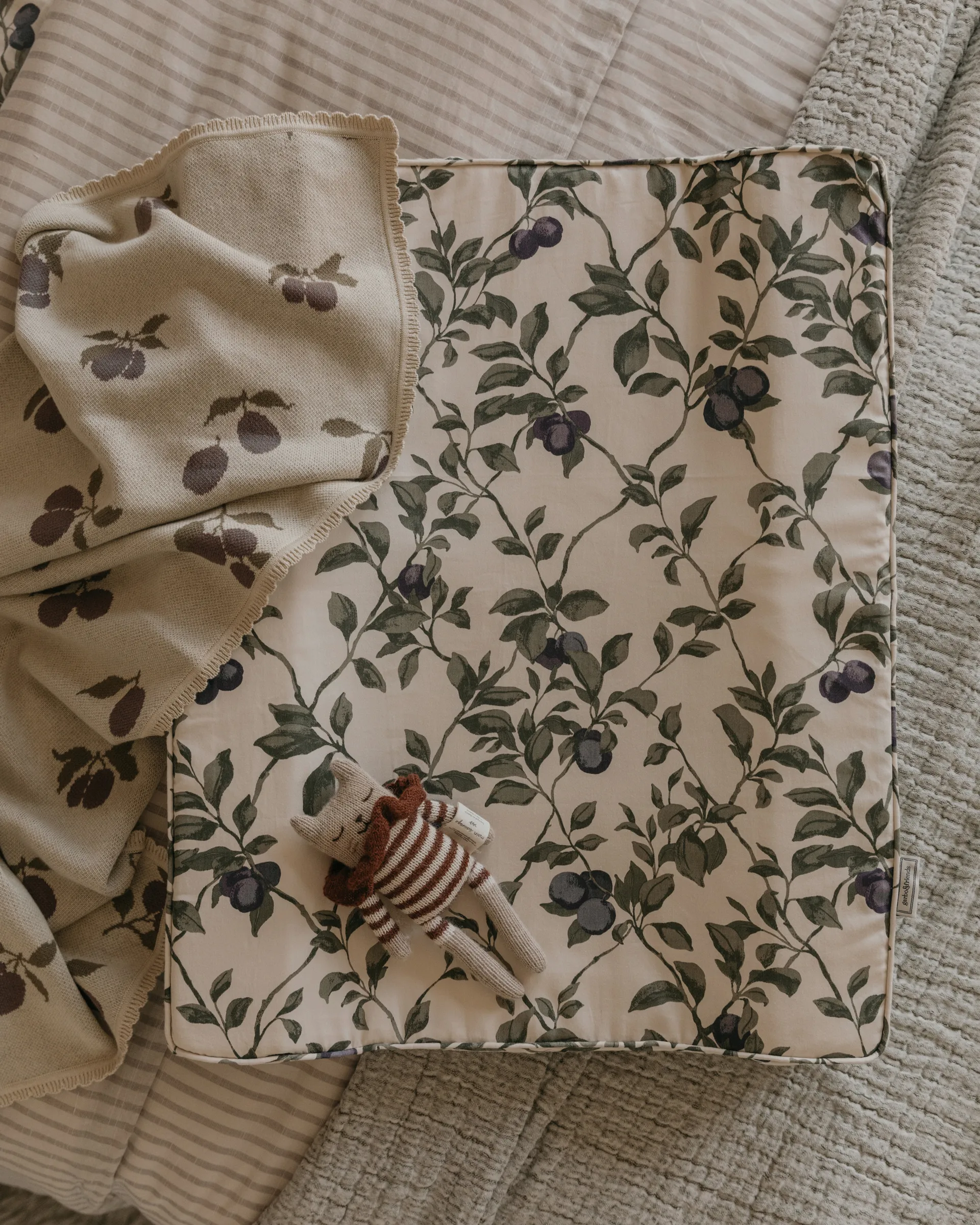 Cambiador satin Plum, 50x65x9 cm Garbo&Friends