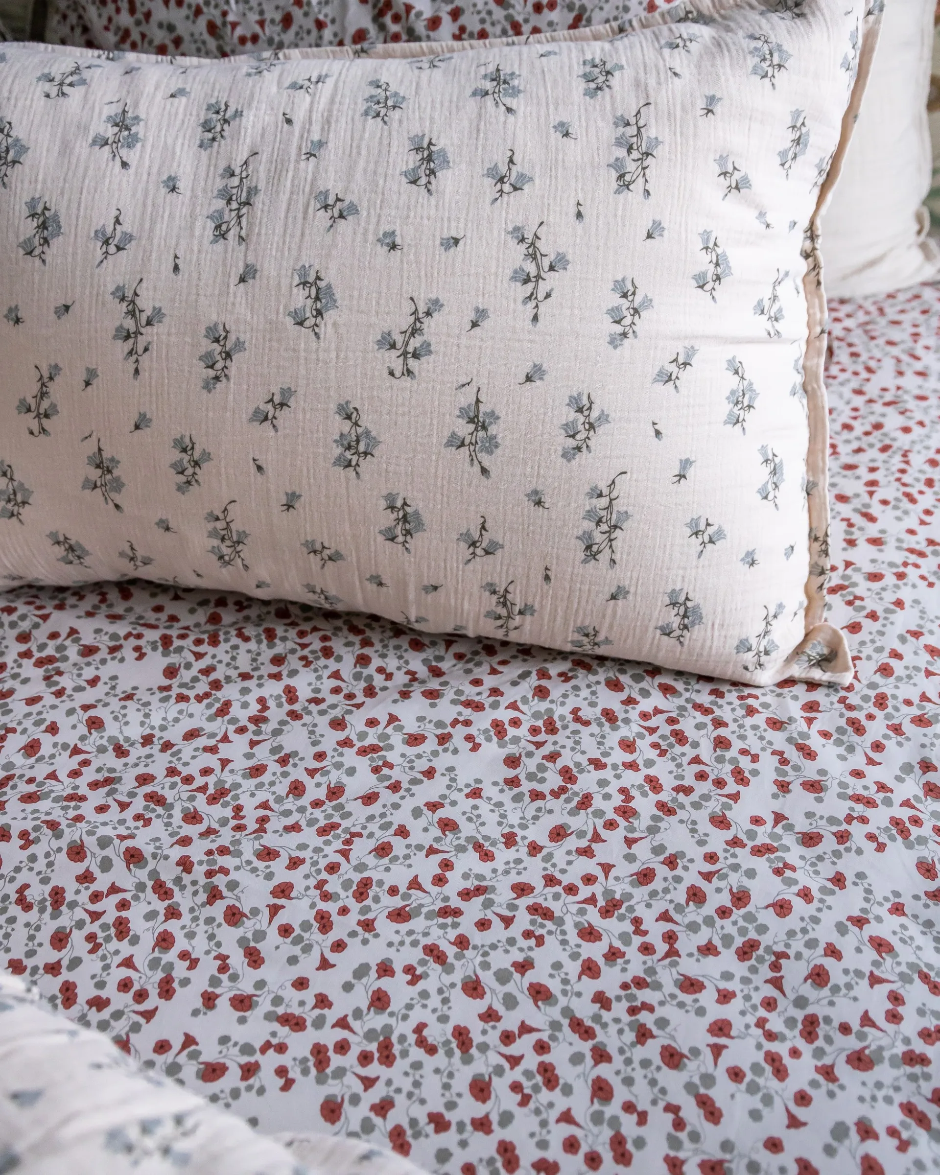 Funda de almohada Bluebell Muslin, 50x90 Garbo&Friends