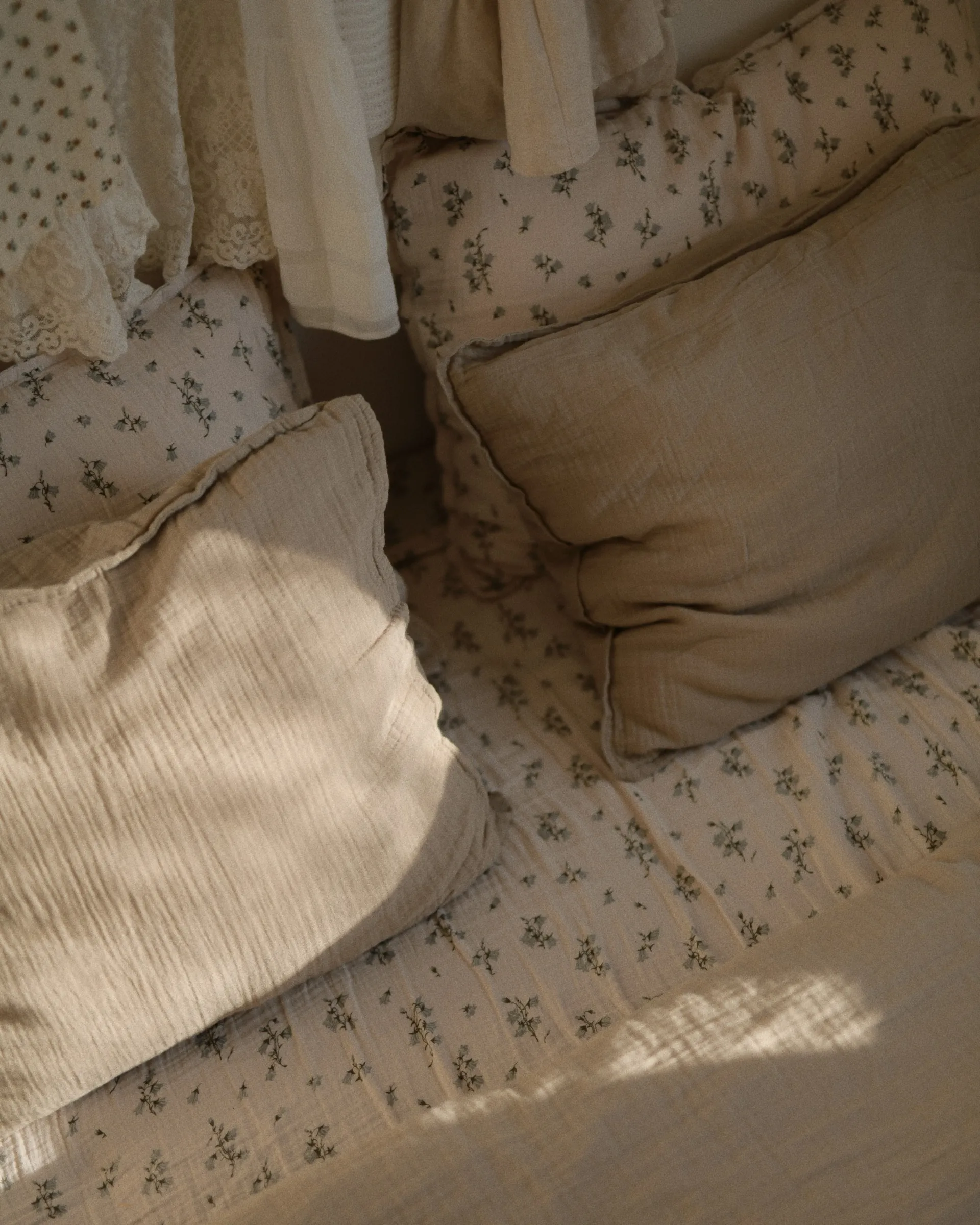 Sábana bajera Bluebell Muslin, 160x200x30 cm Garbo&Friends