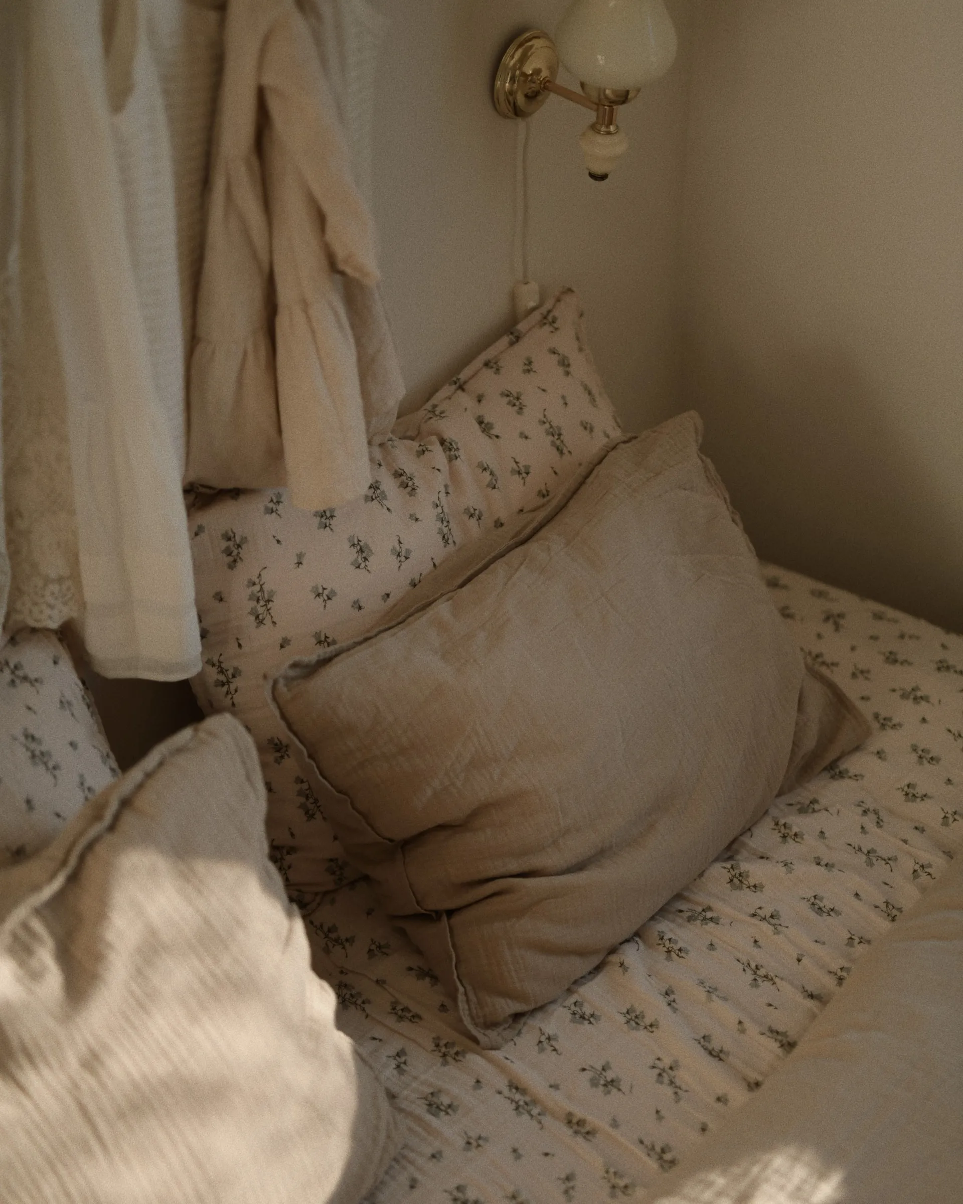 Sábana bajera Bluebell Muslin, 160x200x30 cm Garbo&Friends