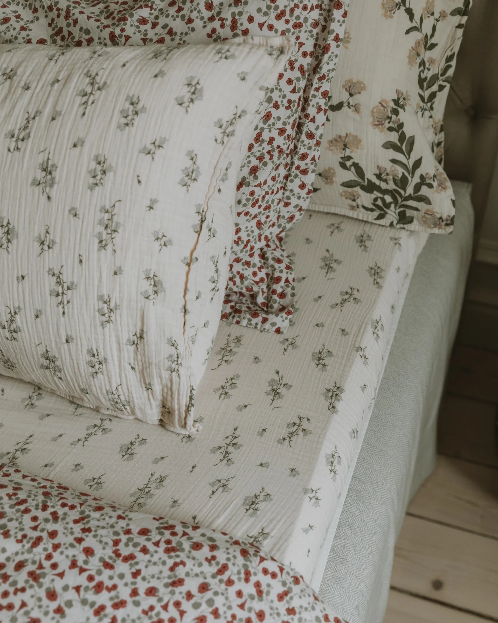 Sábana bajera Bluebell Muslin, 90x200x30 cm Garbo&Friends