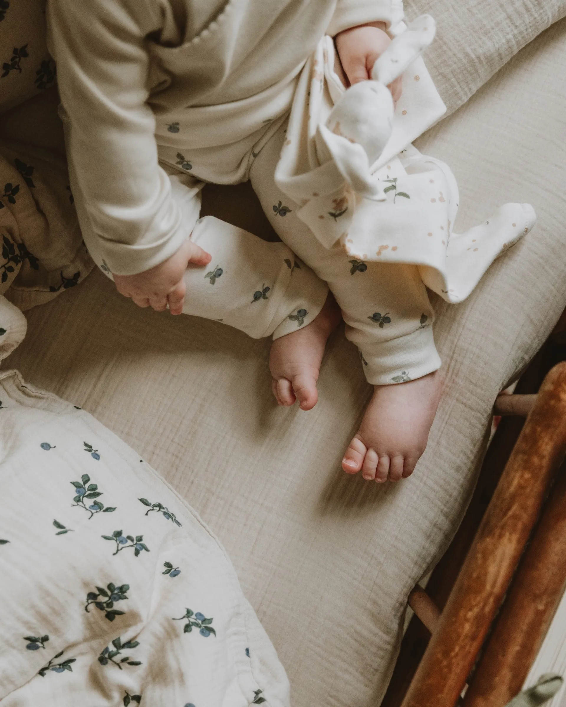 Sábana bajera Eggshell Muslin, 70x140x20 cm Garbo&Friends