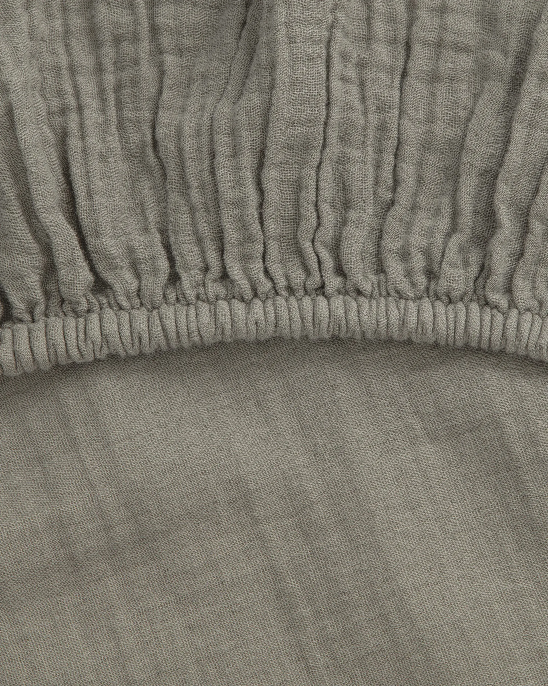 Sábana bajera Geranium Muslin, 70x140x20 cm Garbo&Friends
