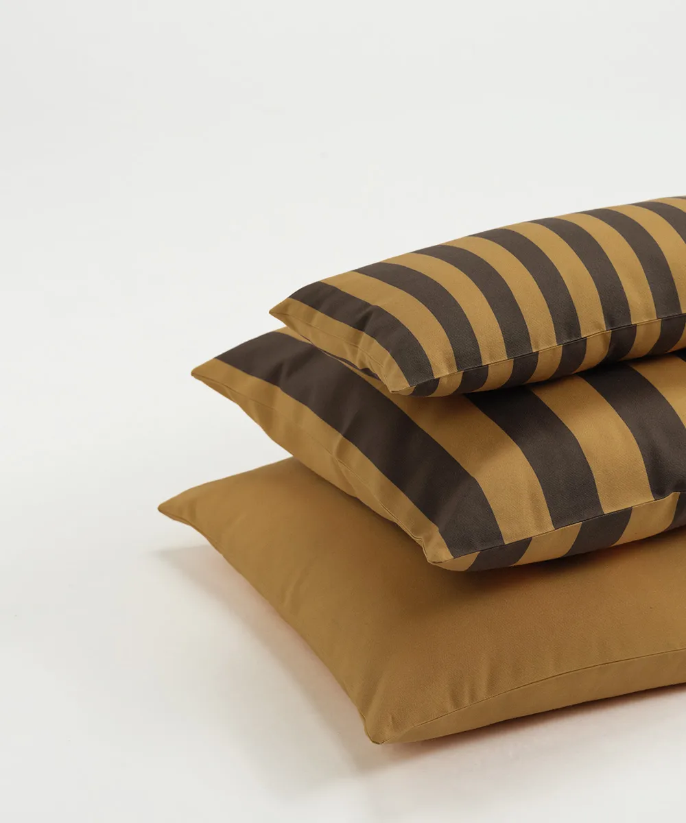 Cojín a rayas Garden Glory, Amarillo azafrán-marrón, 25x50 cm Garden Glory
