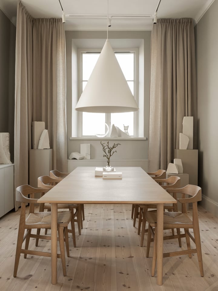 Silla con reposabrazos Hedda, Roble-natural-cordón de papel natural Gärsnäs
