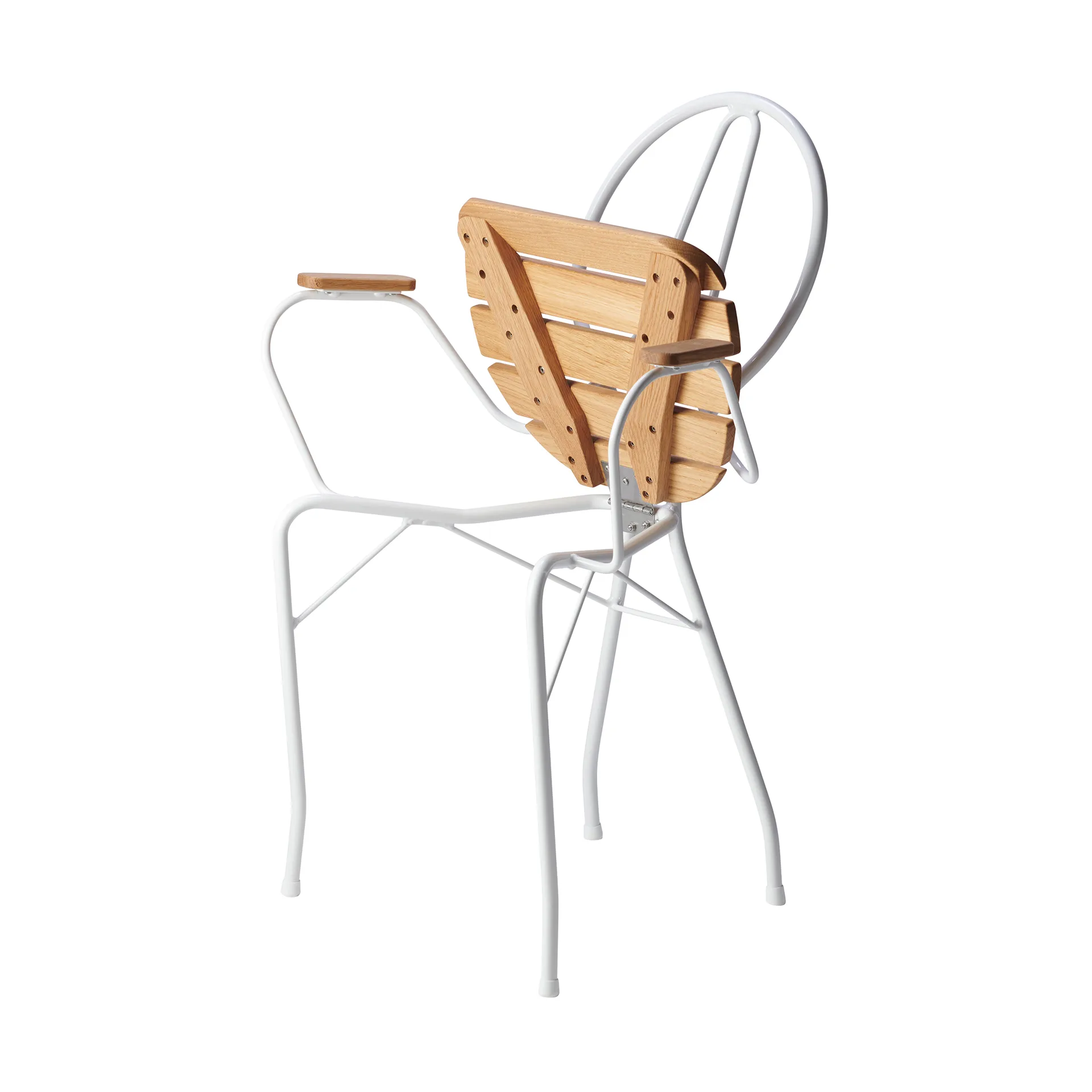 Silla con reposabrazos Pia, Soporte de acero lacado blanco - roble aceitado Gärsnäs