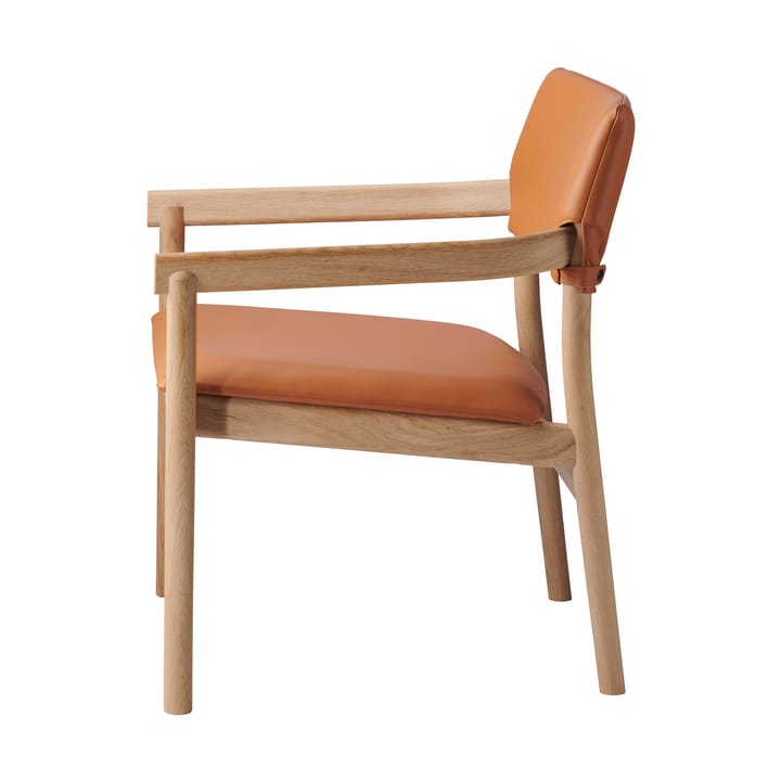 Sillón Vyn con respaldo tapizado, Monocoat natural-Elmosoft 43283 Gärsnäs
