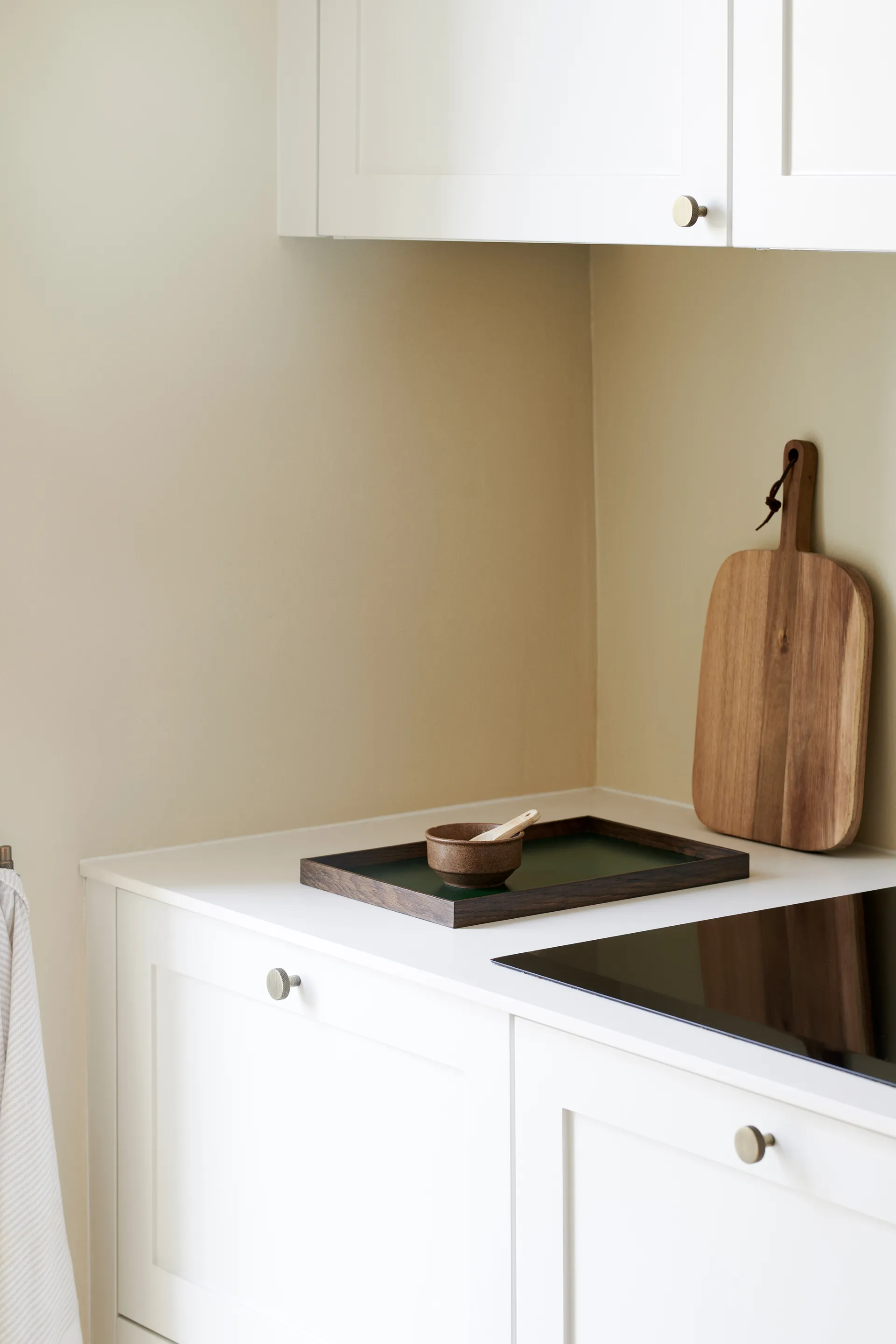 Bandeja Frame medium 23x34 cm, Roble ahumado-verde Gejst