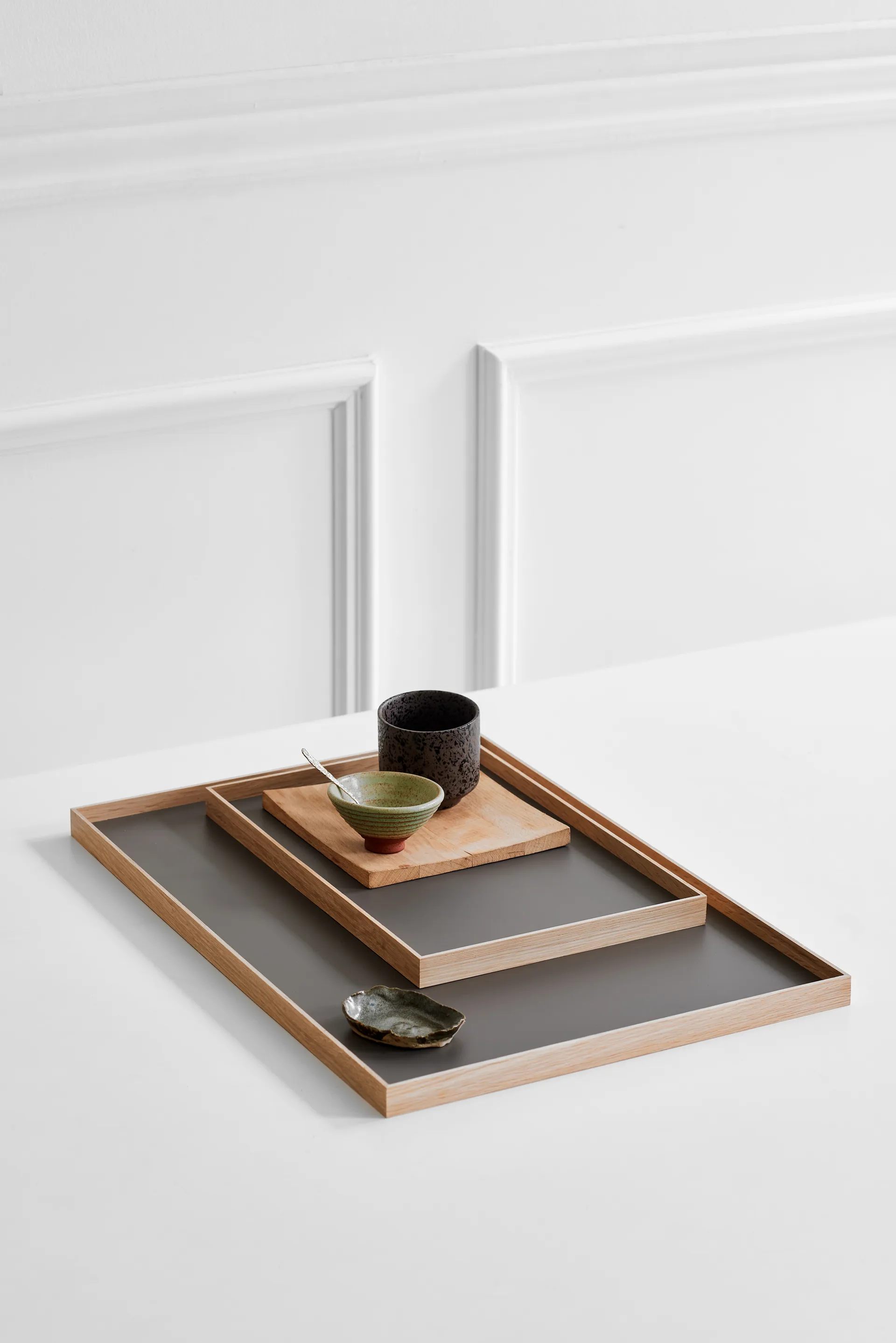 Bandeja Frame medium 23x34 cm, roble-gris claro Gejst