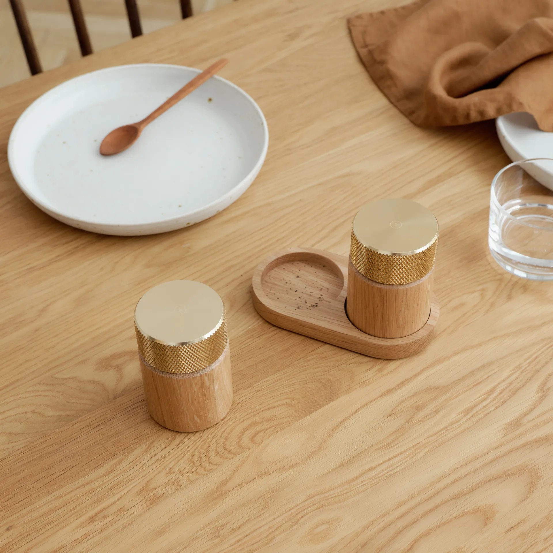 Molinillo de sal y pimienta Sina 6 cm, Roble-latón Gejst