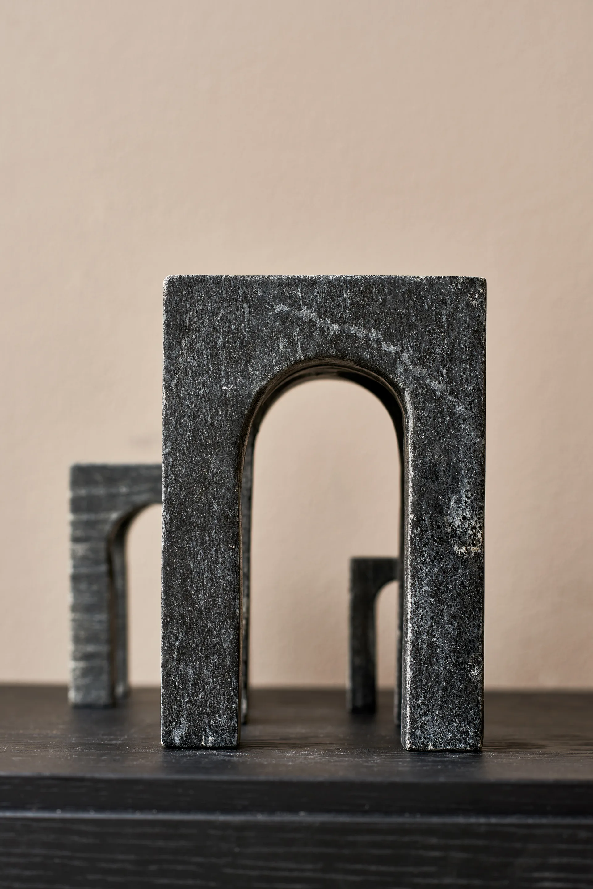 Sujetalibros Arkis 3 piezas, negro Gejst