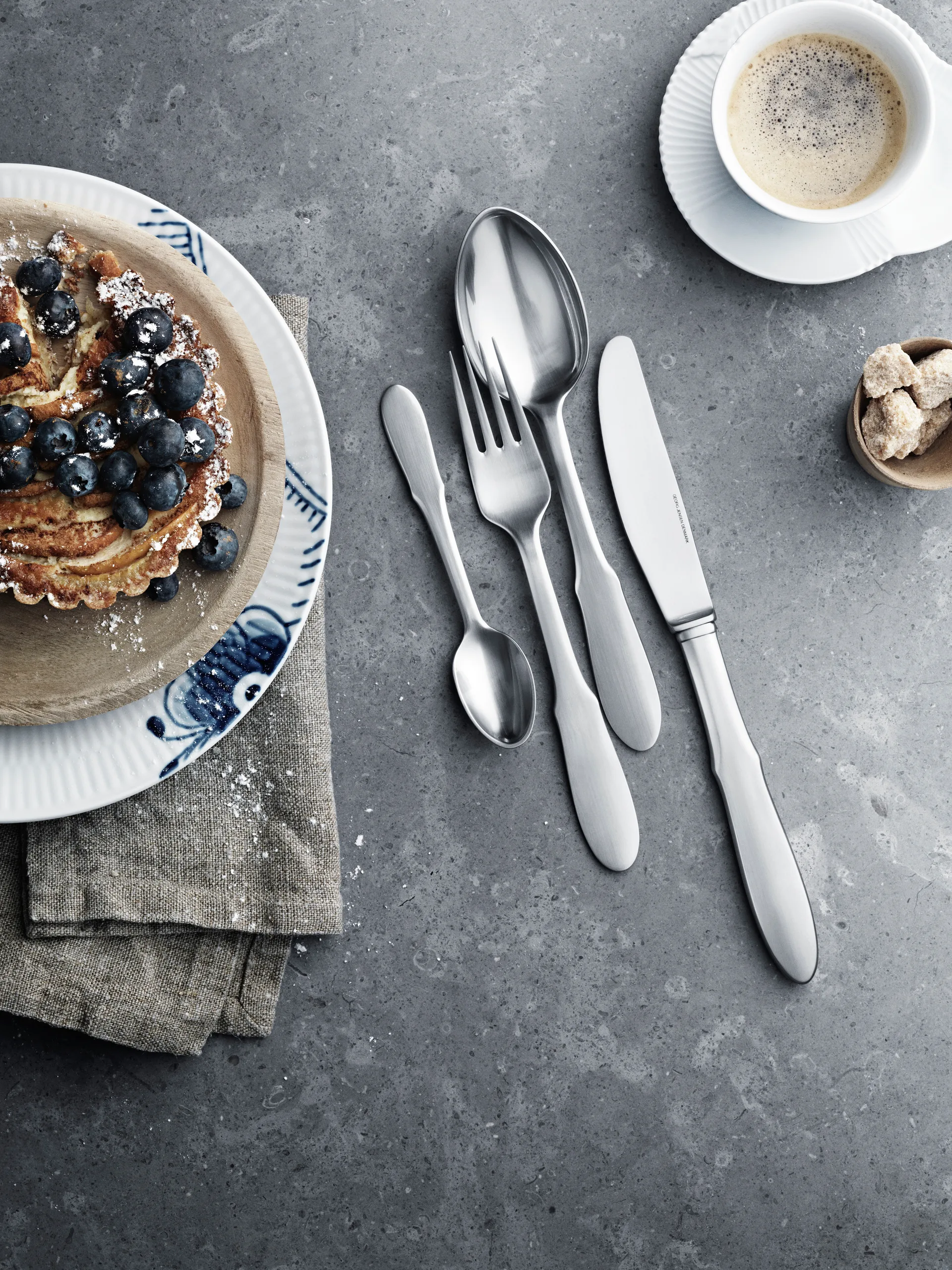 Cuchara de mesa Mitra mate, acero inoxidable Georg Jensen