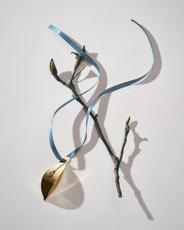 Huevo de Pascua decorativo Spring 2025 - Acero inoxidable chapado en oro - Georg Jensen