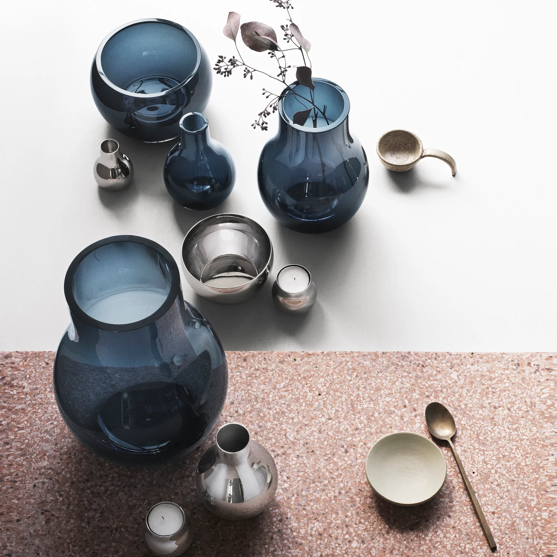 Jarrón de vidrio azul Cafu, mini, 14,8 cm Georg Jensen