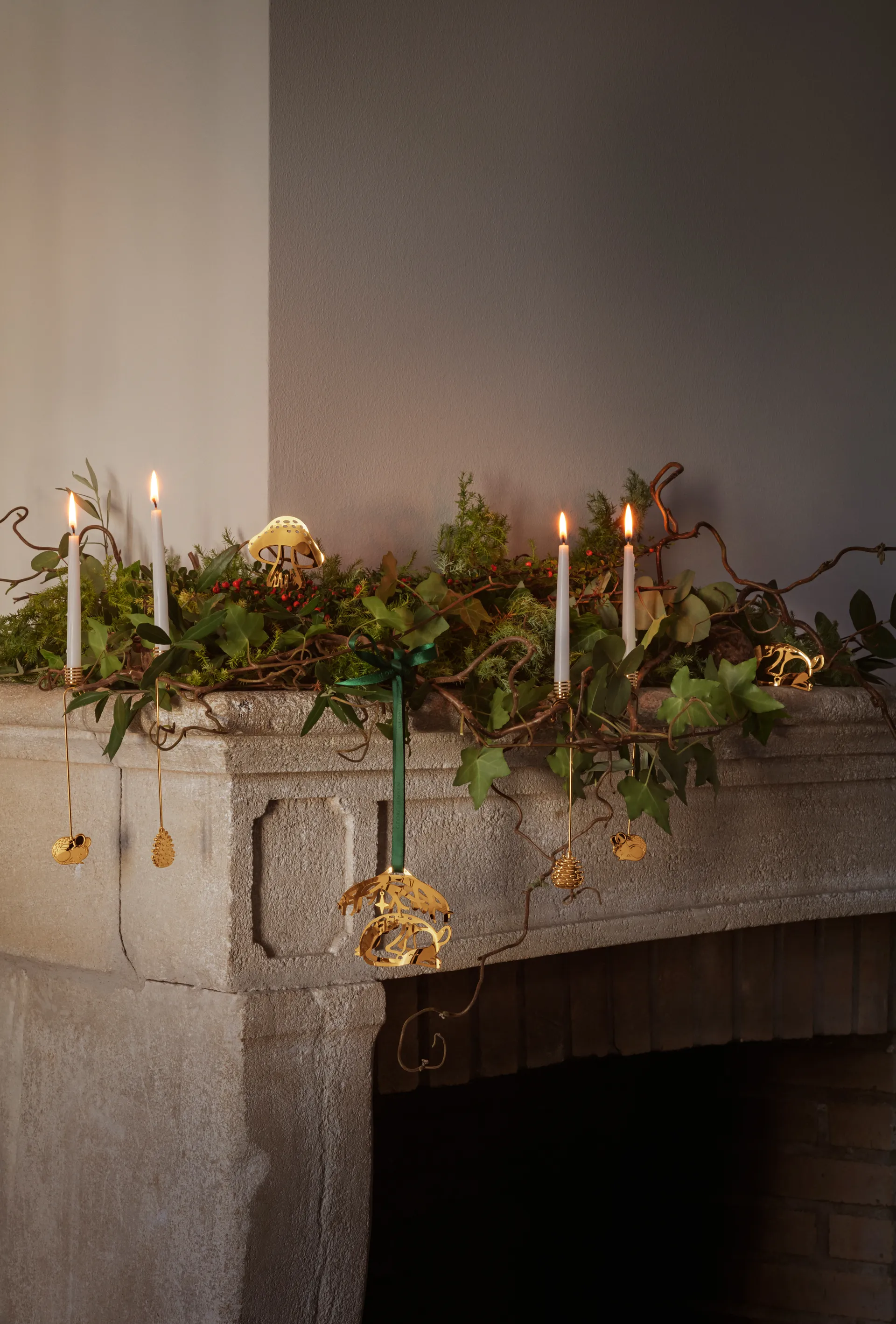 Móvil decorativo para Navidad 2023 ciervo, Chapado en oro Georg Jensen