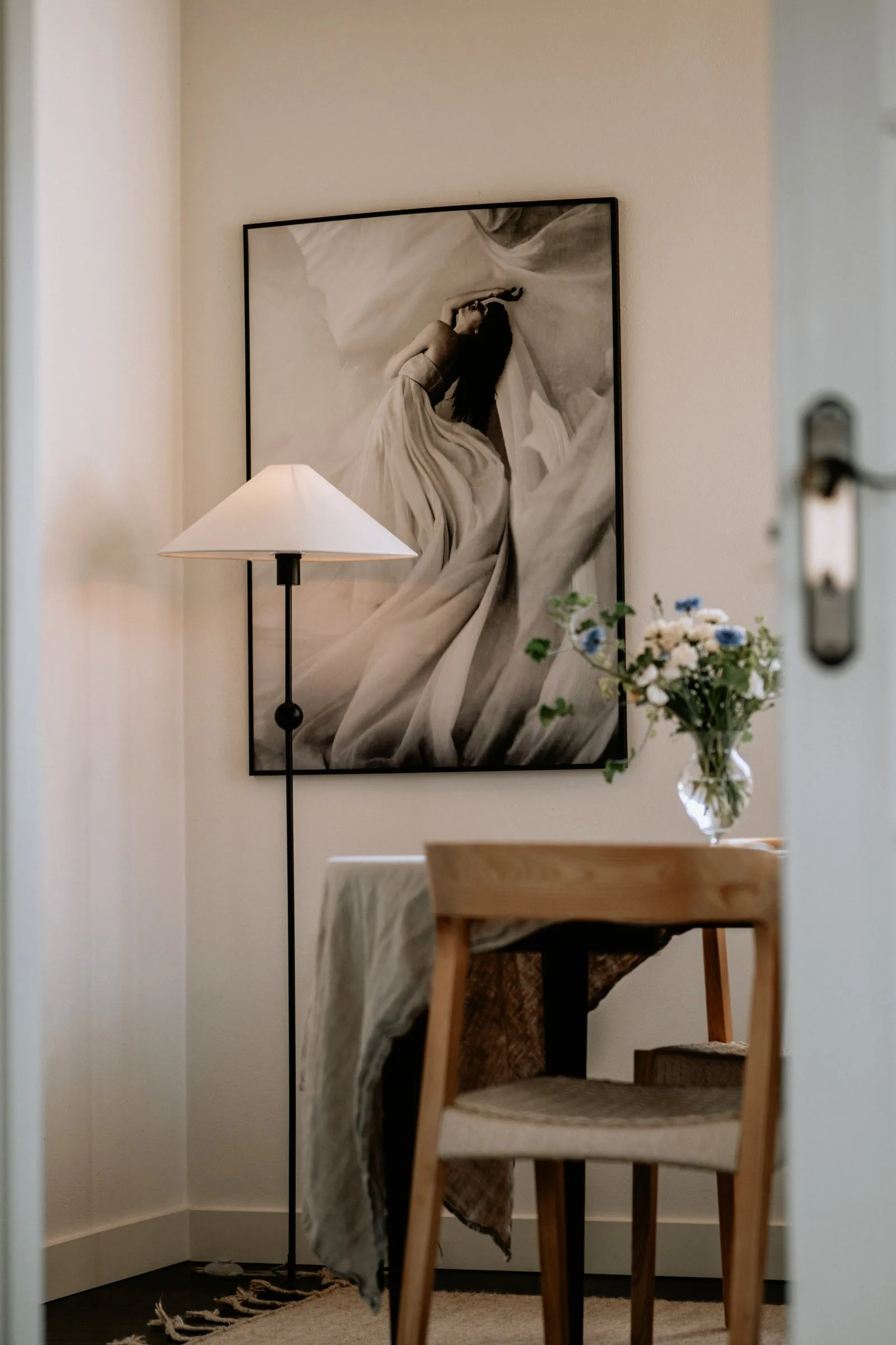 Base para lámpara Astrid 130 cm, Negro Globen Lighting