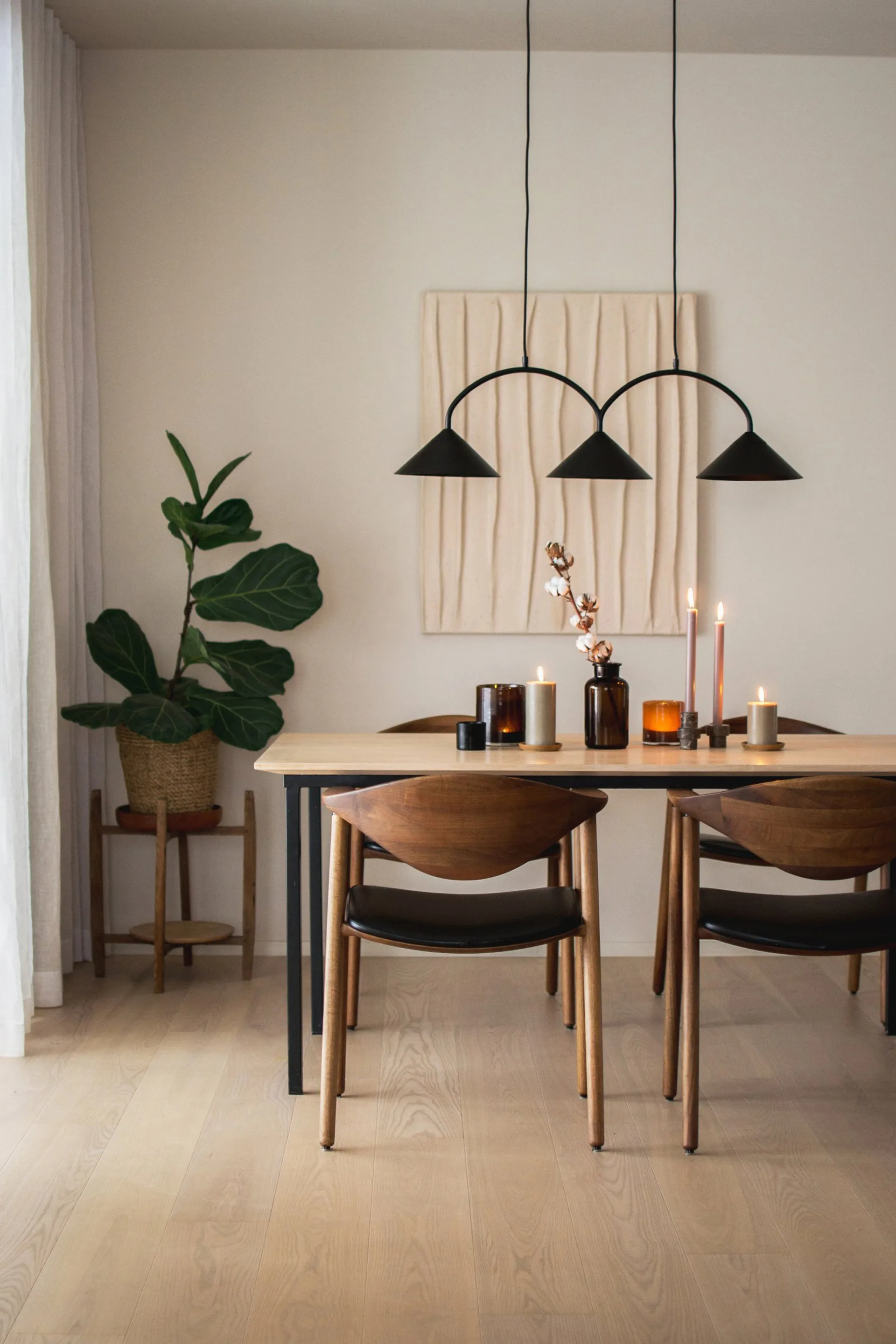 Lámpara colgante Curve 3, Negro Globen Lighting