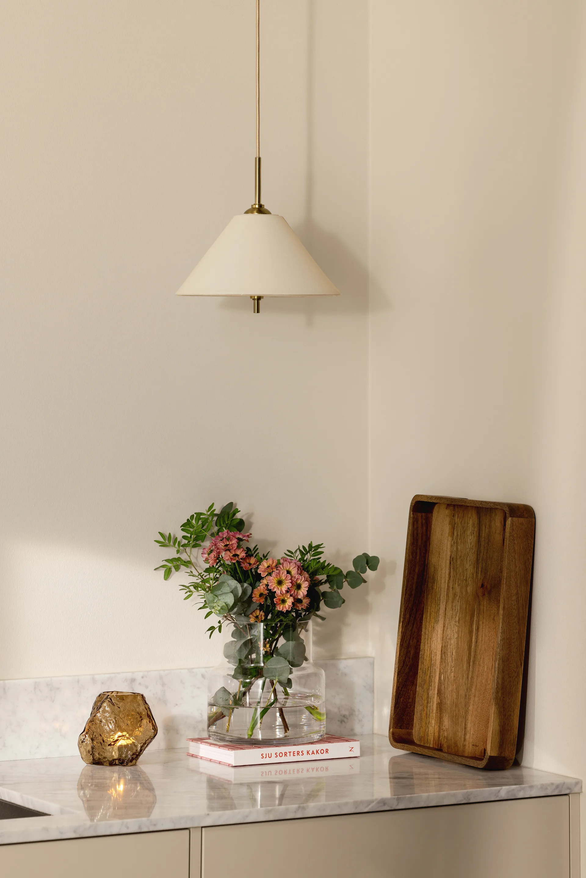 Lámpara colgante Iris 25, Crema Globen Lighting