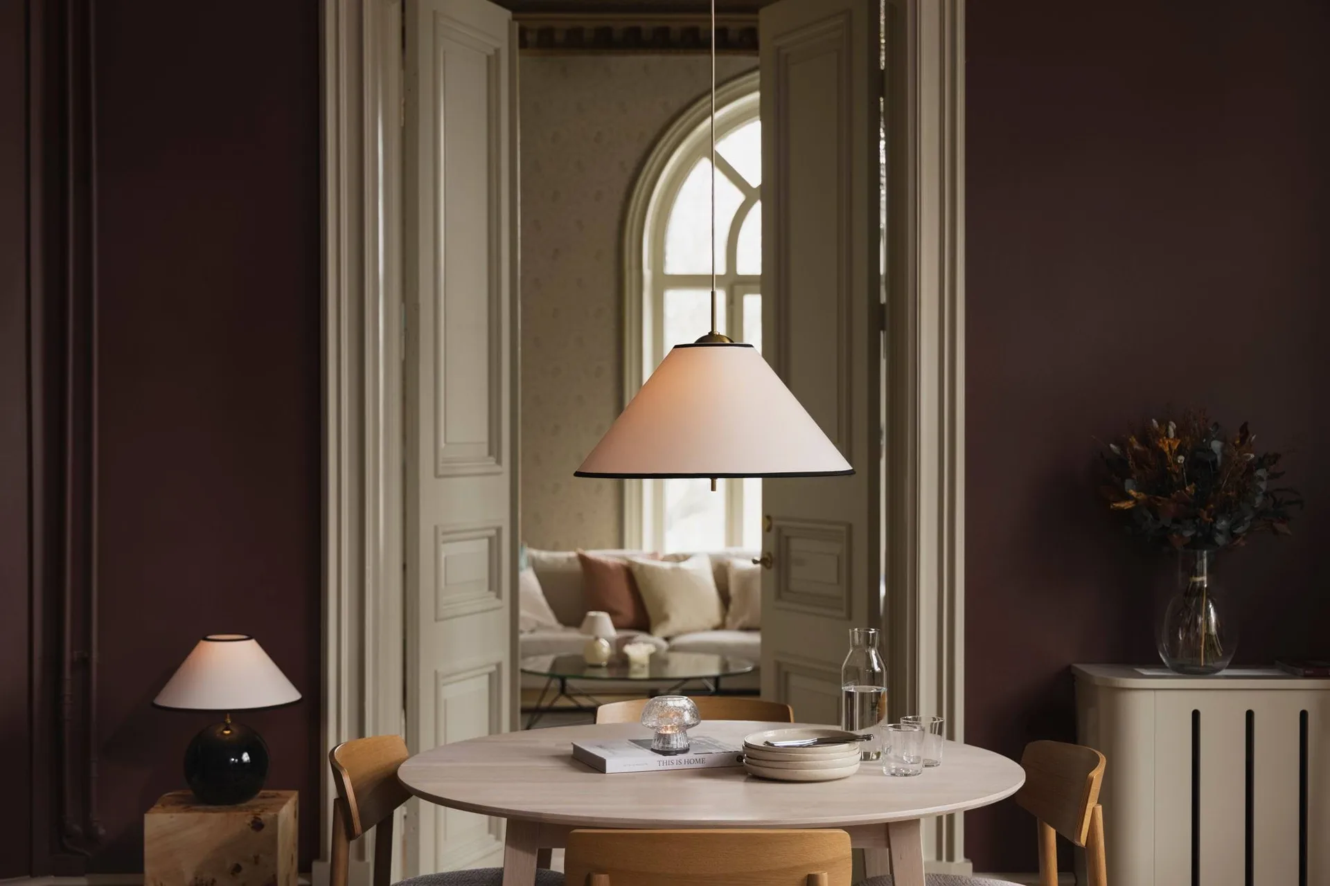 Lámpara colgante Iris 50, Crema-negro (blanco-dorado) Globen Lighting