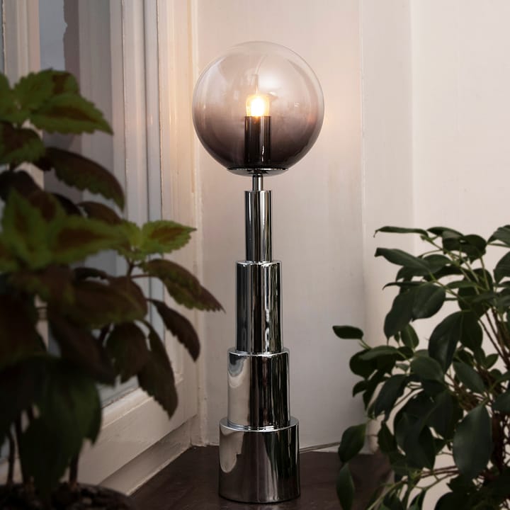 Lámpara de mesa Astro 15, Cromo Globen Lighting