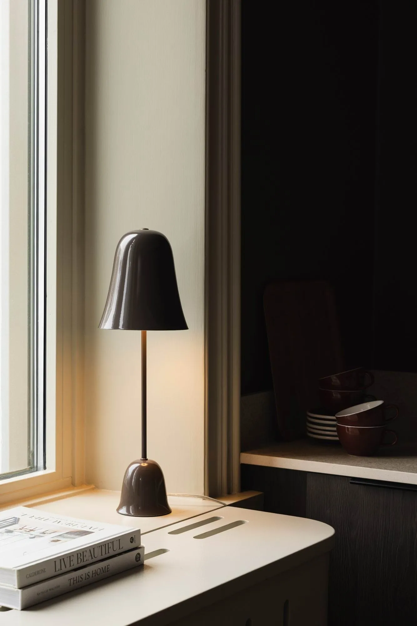 Lámpara de mesa Blåklockan, Moca (marrón), Ø16xAlt. 50 cm Globen Lighting
