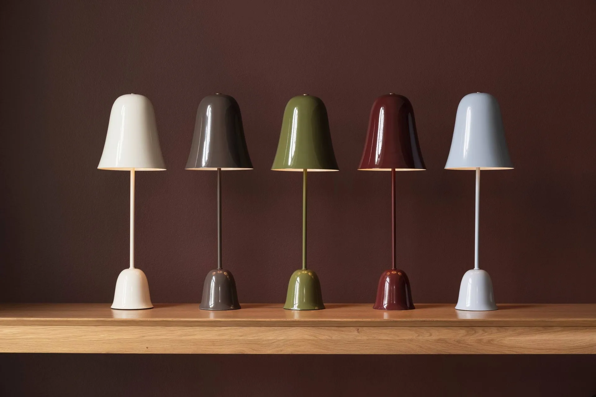Lámpara de mesa Blåklockan, Vino (rojo), Ø16xAlt. 50 cm Globen Lighting