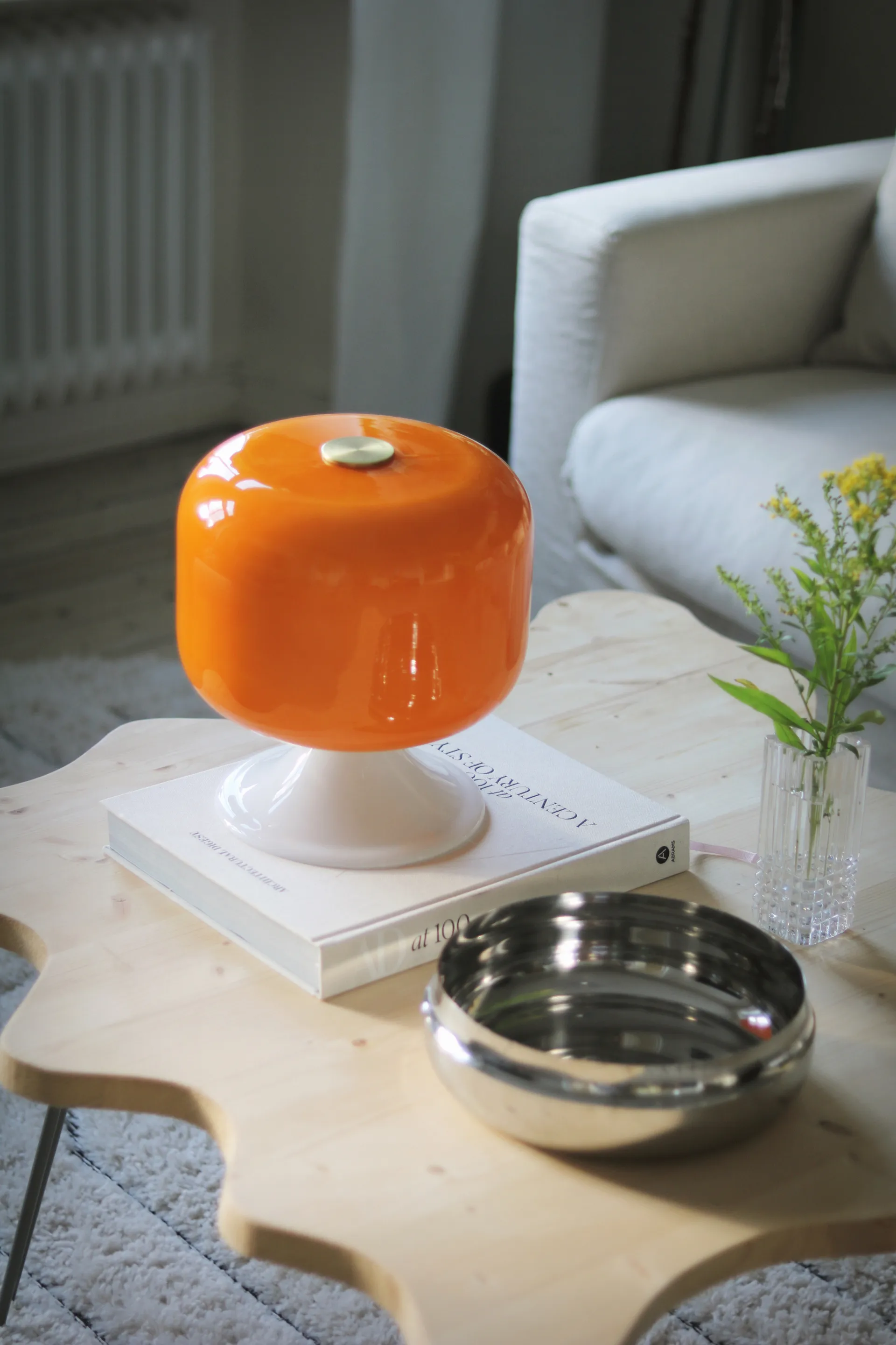 Lámpara de mesa Bullen 25, Naranja Globen Lighting