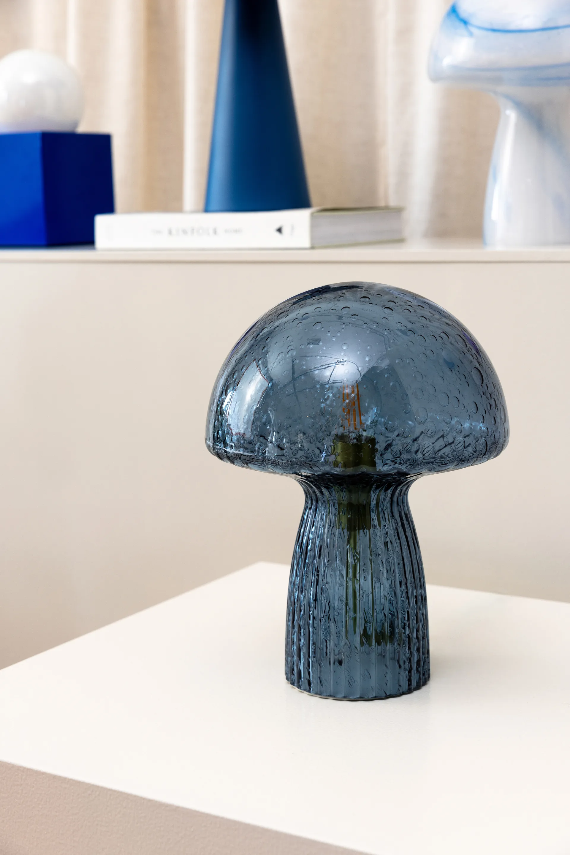 Lámpara de mesa Fungo 22 Special Edition, Azul Globen Lighting