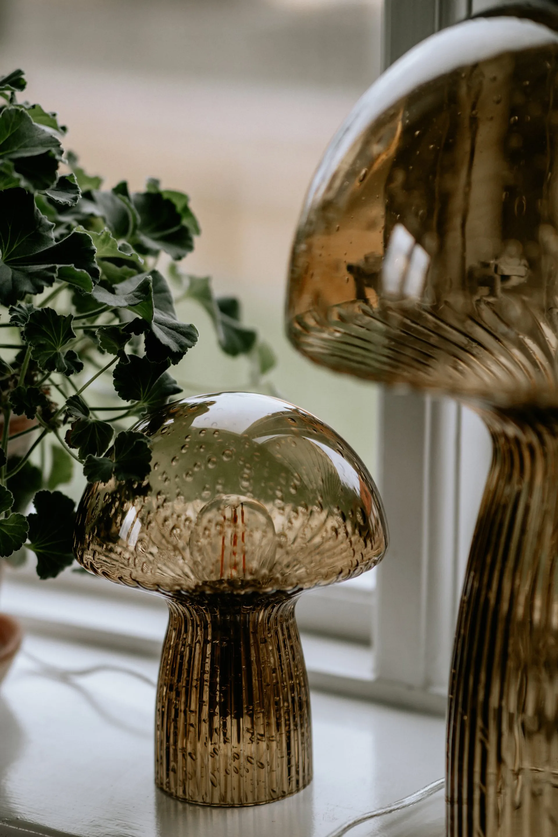 Lámpara de mesa Fungo Special Edition marrón, 20 cm Globen Lighting