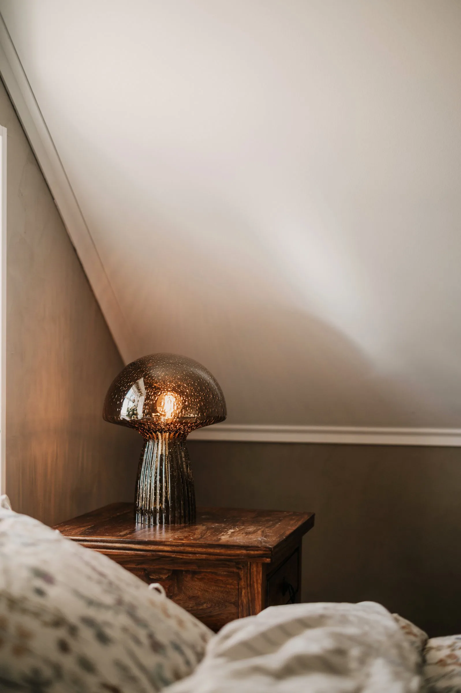 Lámpara de mesa Fungo Special Edition marrón, 30 cm Globen Lighting