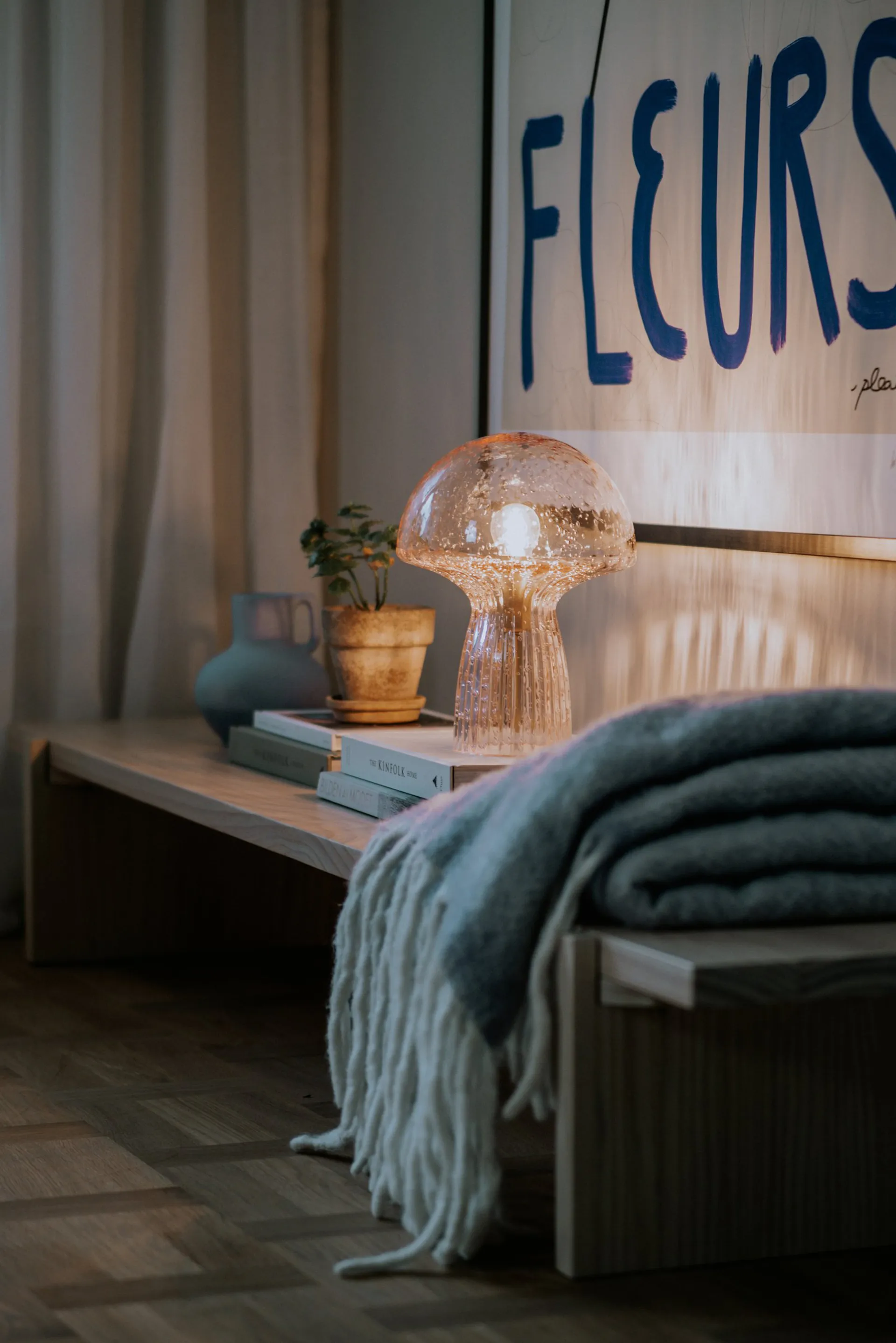 Lámpara de mesa Fungo Special Edition Rosa, 30 cm Globen Lighting