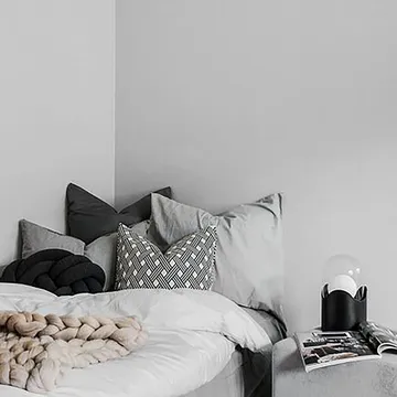 Lámpara de mesa Ghost - Beige, vidrio transparente - Globen Lighting