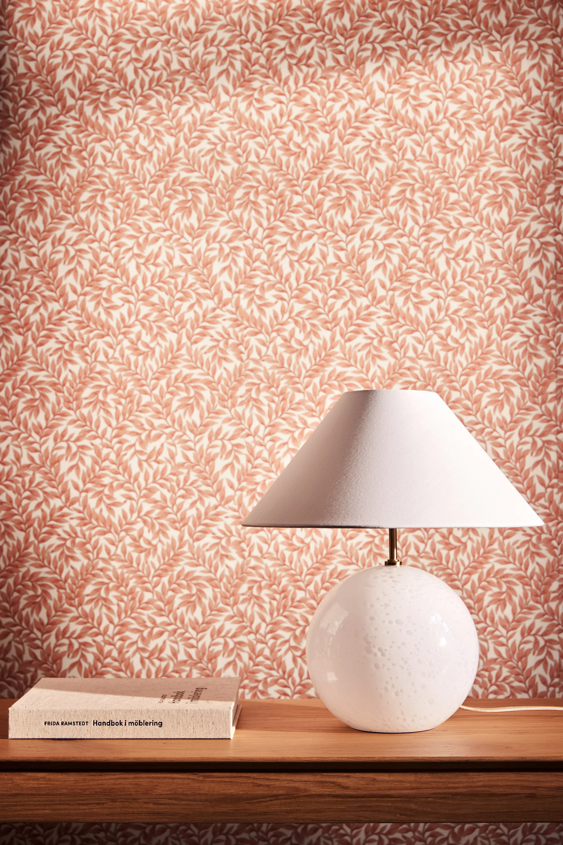 Lámpara de mesa Iris 35 39 cm, Blanco Globen Lighting