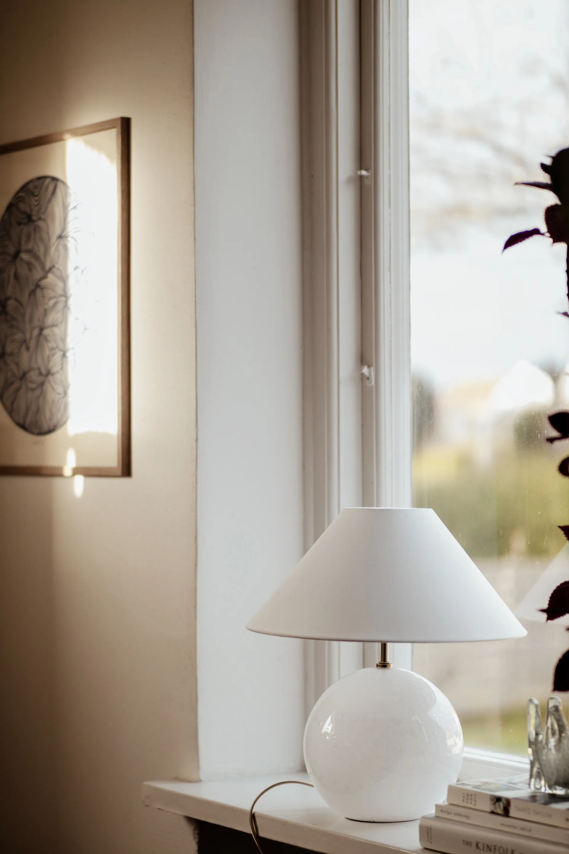 Lámpara de mesa Iris 35 39 cm, Blanco Globen Lighting