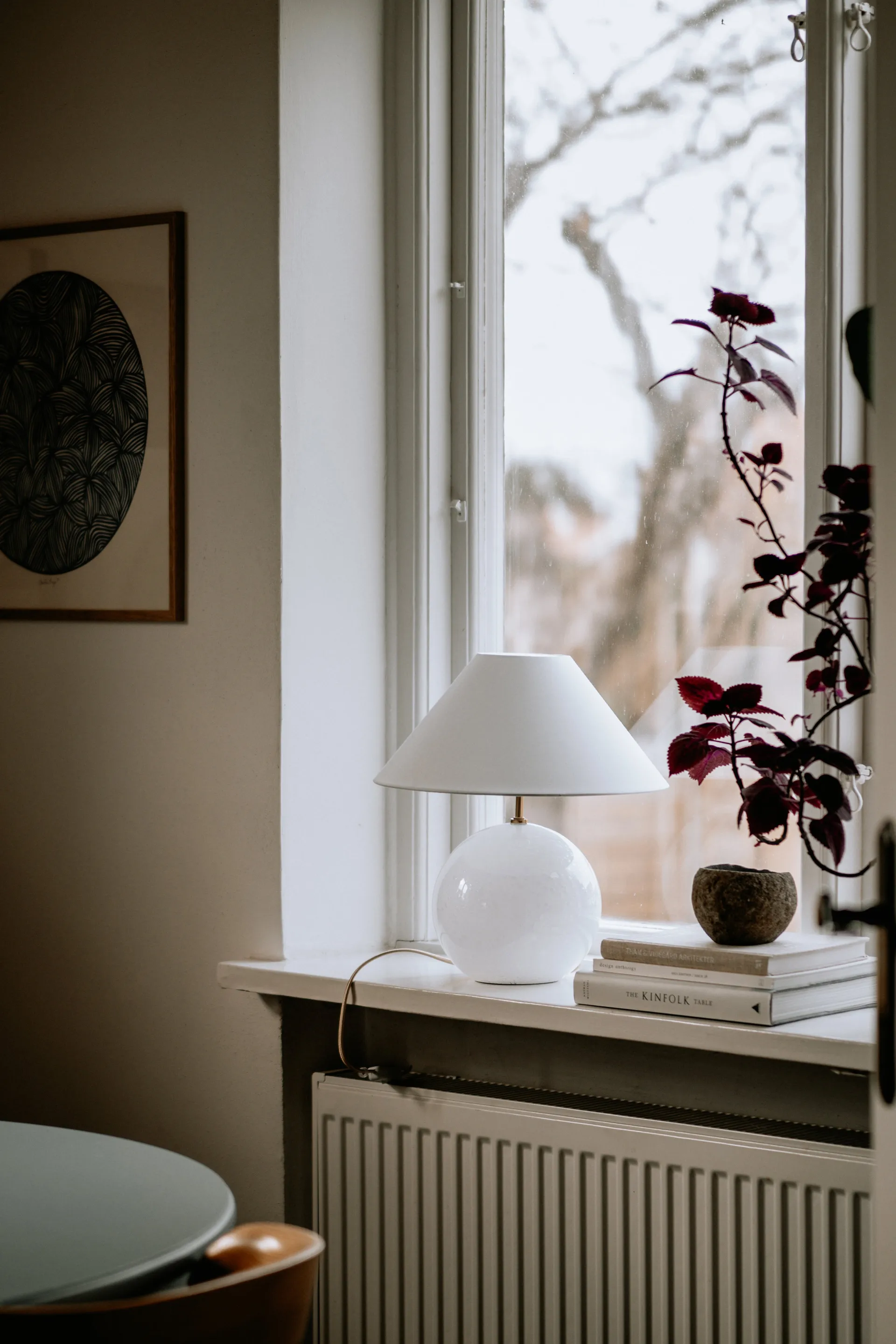 Lámpara de mesa Iris 35 39 cm, Blanco Globen Lighting