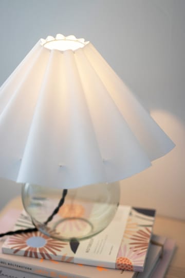Lámpara de mesa Judith Ø30 cm - verde-blanco - Globen Lighting